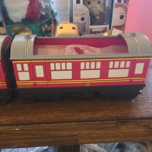 Funko Pop! Hogwarts Express Train - No Figures - Picture 3 of 6